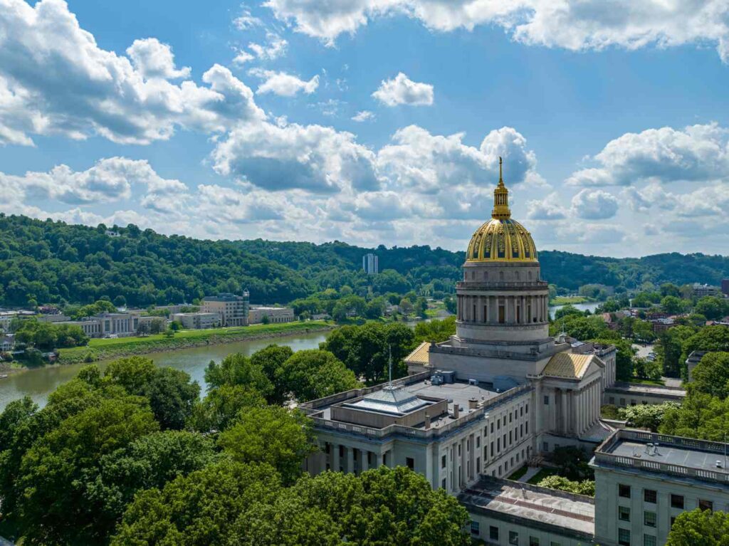 How to Become a Speech Pathologist in West Virginia How to Become a Speech Pathologist in West Virginia